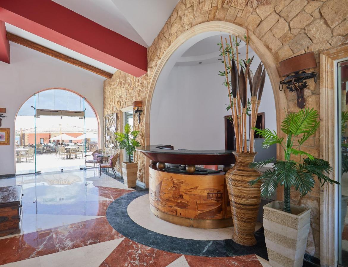 Golden Ocean Marina Hotel 阿莱曼 外观 照片